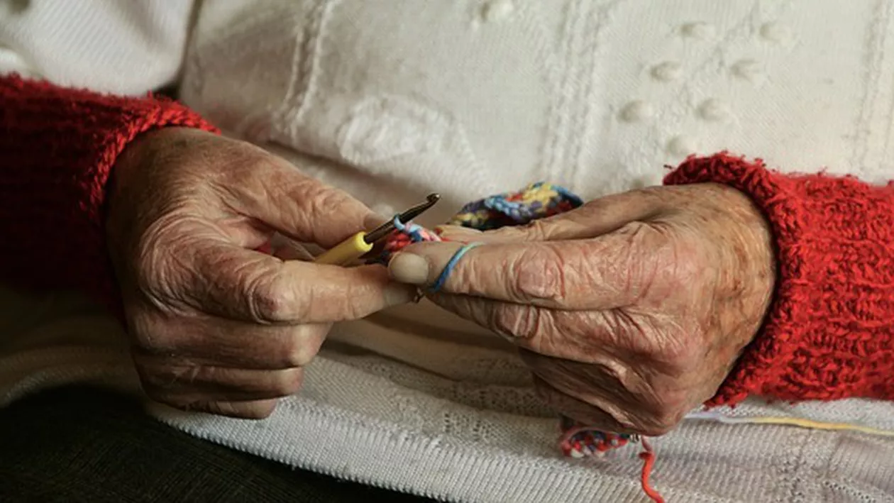 Vârsta de pensionare e din nou schimbată: Află rapid data exactă la care ieși acum la pensie la termen sau anticipat