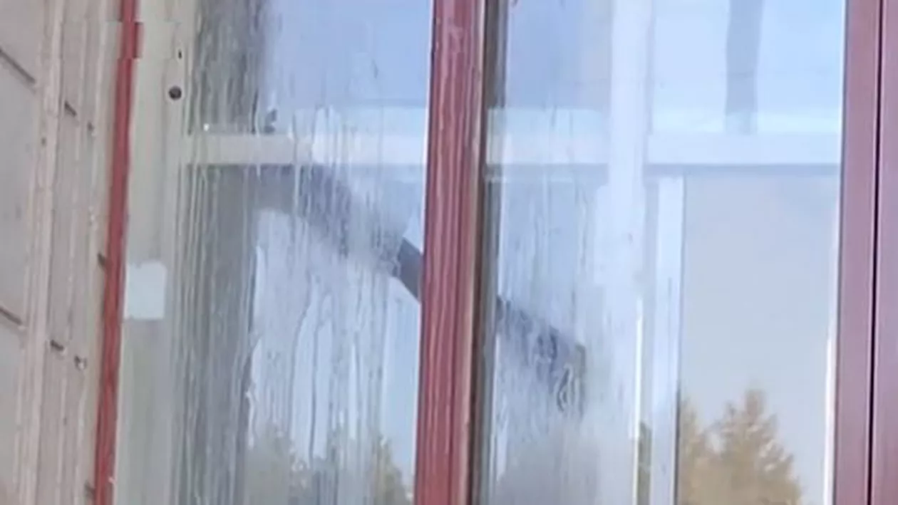 Un nou protest la Ministerul Justiției: Sediul instituției, ATACAT CU OUĂ (VIDEO)