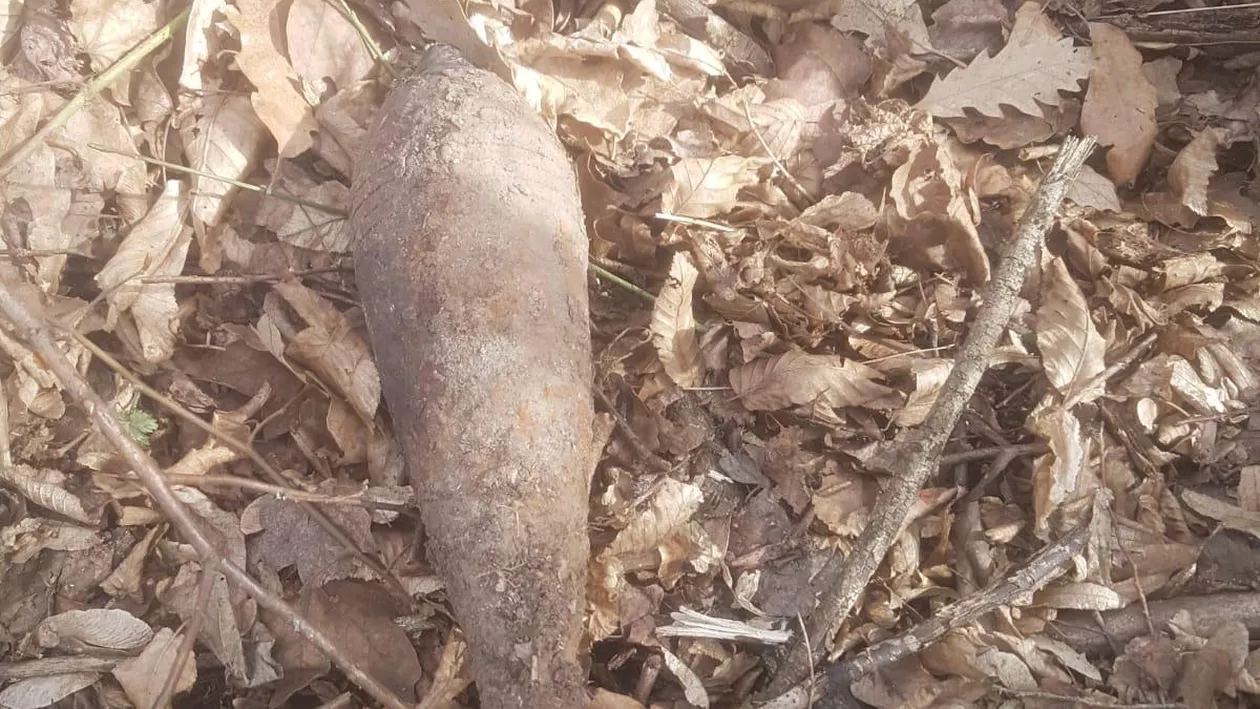 Alertă în Bihor! A fost găsită o BOMBĂ NEEXPLODATĂ din al Doilea Război Mondial