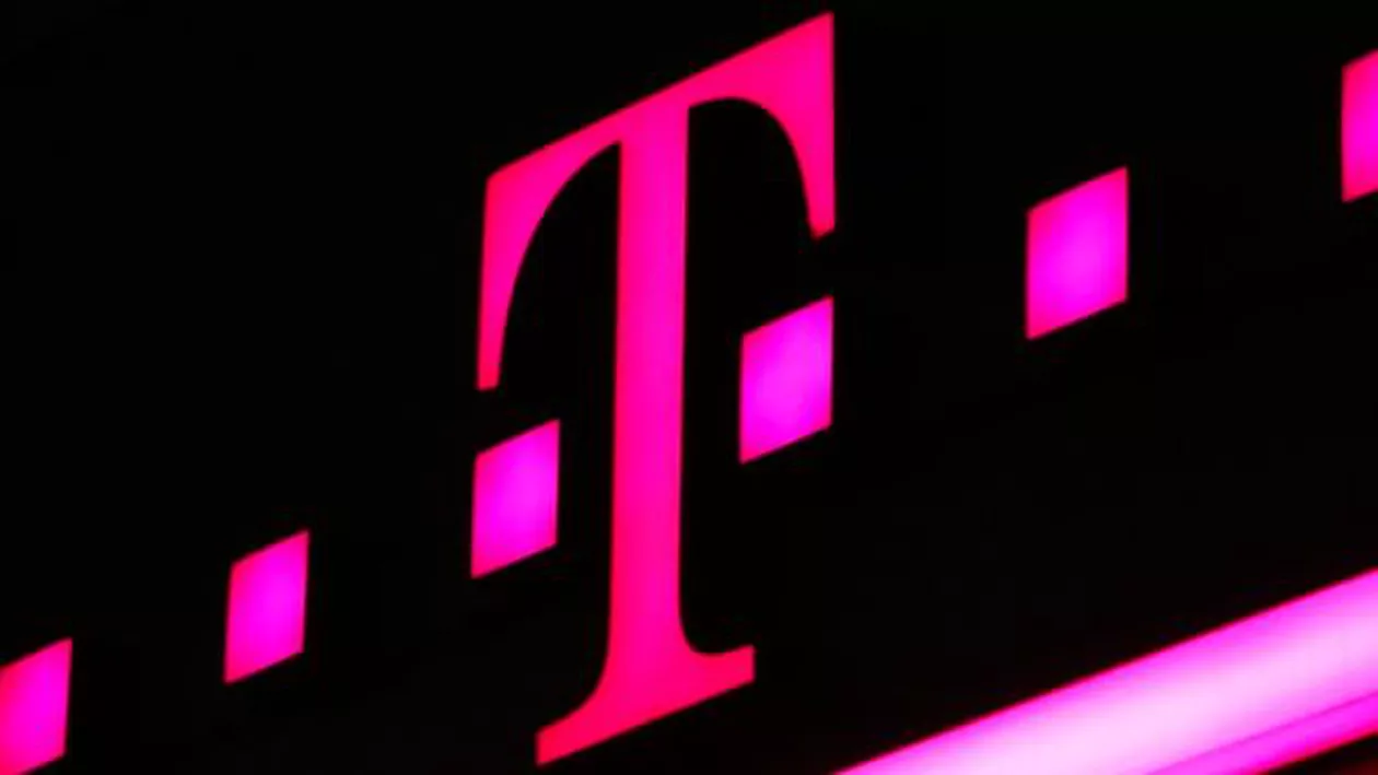 'TAXA PE LĂCOMIE' crește tarifele pentru abonații Telekom. Compania trimite înștiințări