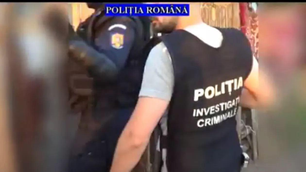 Percheziţii în desfăşurare în Prahova şi Ilfov. Sunt căutaţi hoţi care au furat din societăți comerciale