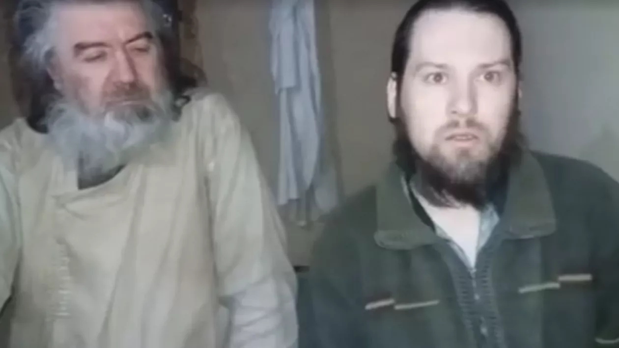 Piloții moldoveni eliberați din Afganistan au ajuns acasă, după ce fuseseră opriți la Moscova mai bine de o lună de zile