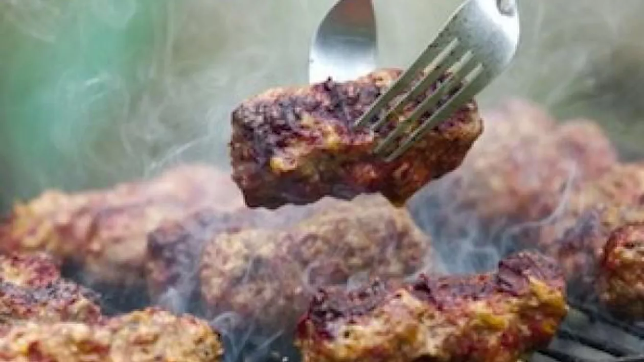 ALERTĂ ALIMENTARĂ! Salmonella descoperită în două probe dintr-un lot de peste o tonă de carne de mic