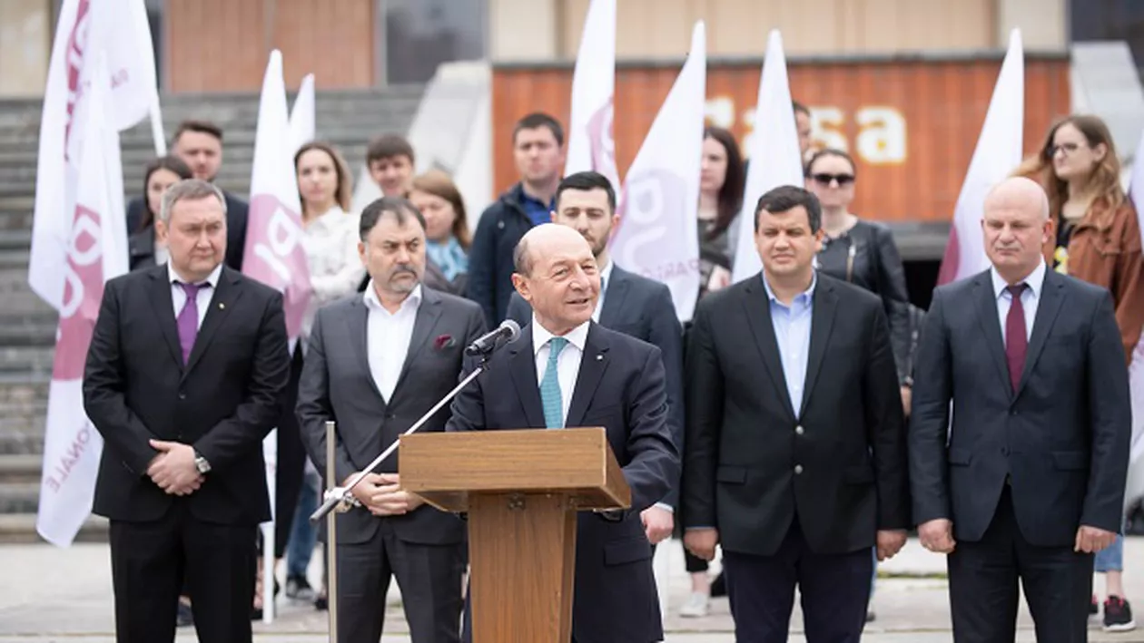 Traian Băsescu: Dacă vă uitaţi la discursul lui Dragnea, o să vedeţi ce înseamnă pelagra UE. Naţionalismul-populist poate distruge UE