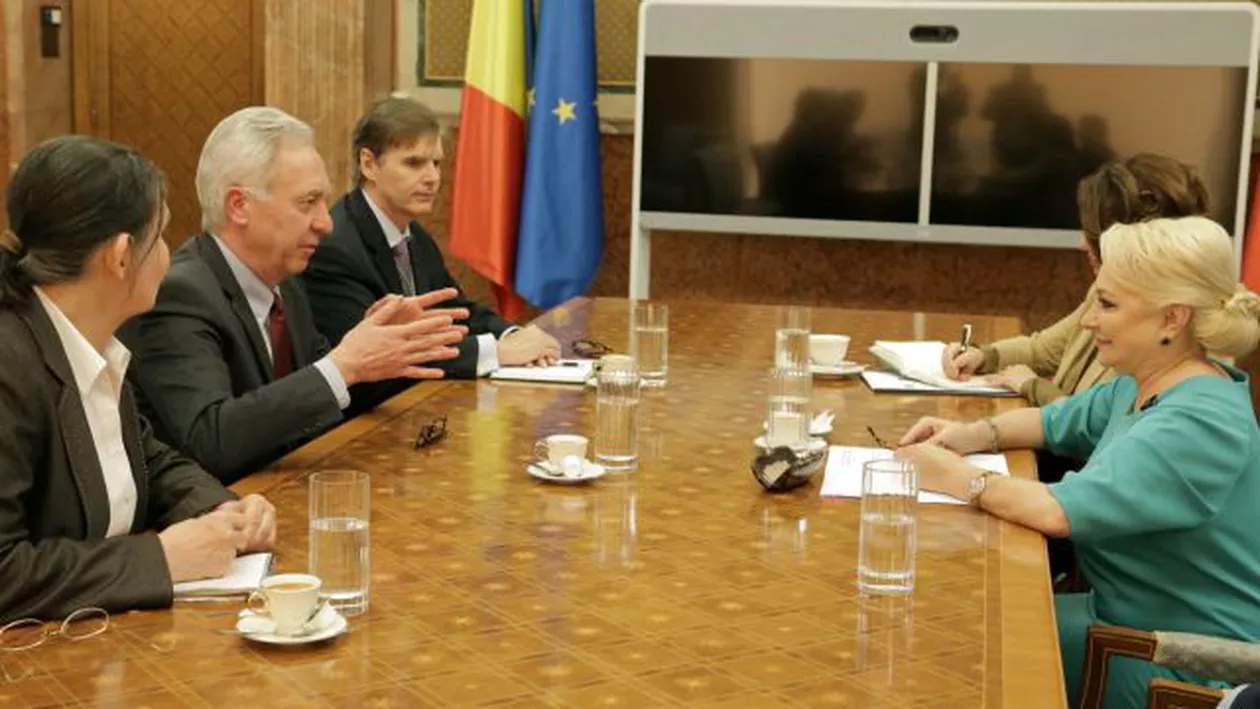 Ce a discutat Viorica Dăncilă cu ambasadorul Hans Klemm: Totul a ieșit la iveală. Postarea de pe site-ul Guvernului (VIDEO)