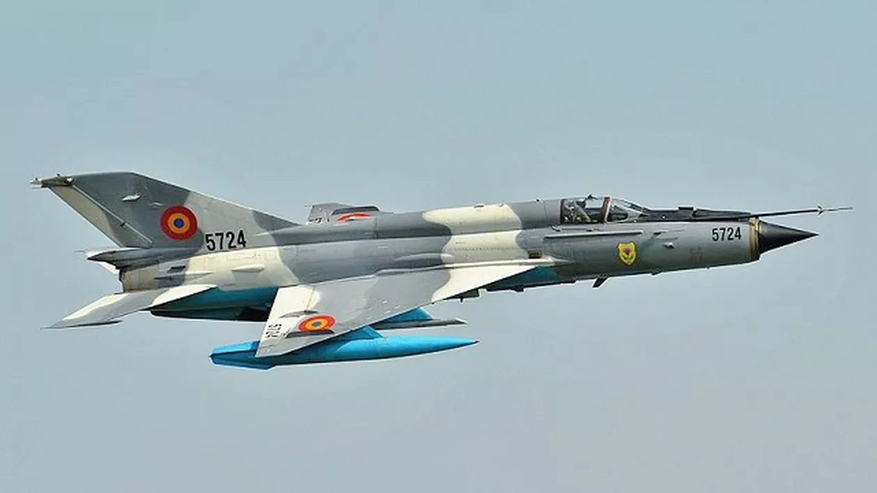 Fost şef al armatei: România este NEVOITĂ să folosească TOT avioane MiG-21 vechi de aproximativ 40 de ani