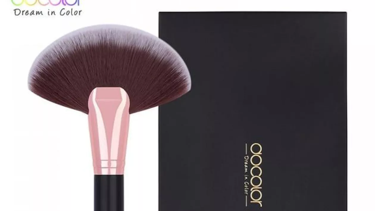 Pensule de machiaj calitative pentru un make-up impecabil, de la Pandera