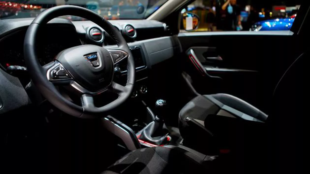 IMAGINI INCREDIBILE cu noua Dacia Sandero 2019: Șoferilor pur și simplu nu le-a venit să creadă! (VIDEO)