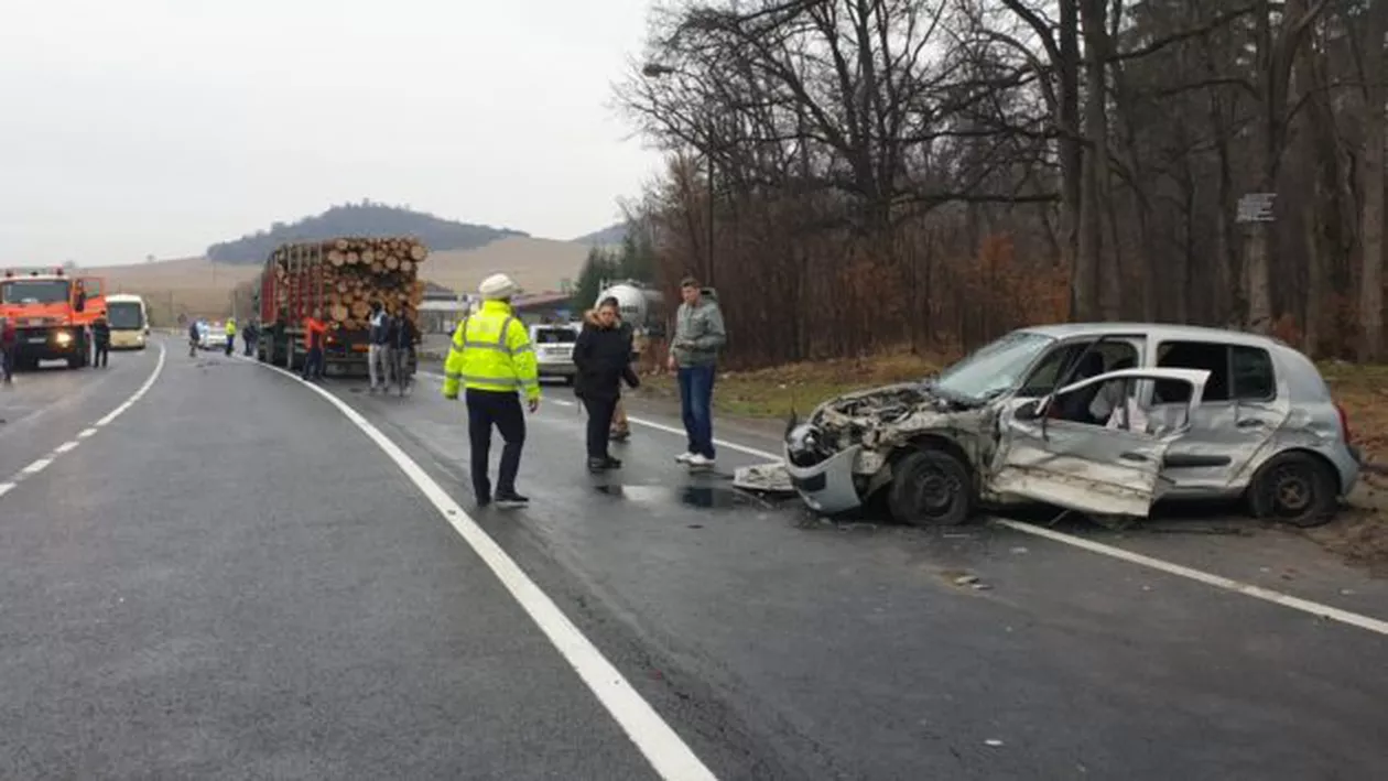 ACCIDENT GRAV pe DN1, la Popasul Căprioarei. Traficul este blocat. Bilanțul VICTIMELOR (FOTO)