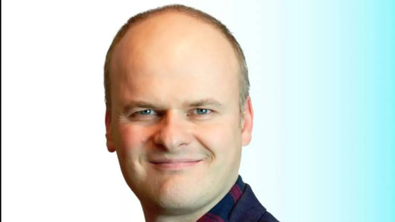 Andrei Postolache demisionează din USR. Gestul vine după ce a votat, alături de PSD, pentru aprobarea unui proiect urbanistic al unuia dintre cei mai controversaţi afacerişti din Iaşi