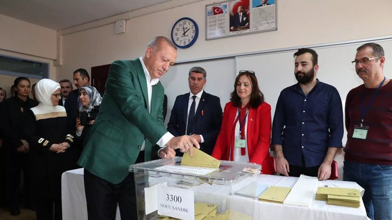 Alegeri locale în Turcia: Erdogan a pierdut cele mai importante 4 orașe. Istoricul Ionuț Cojocaru: E un pas pe care Opoziția îl face, dar Erdogan rămâne liderul de necontestat / Societatea urbană s-a săturat de promisiuni