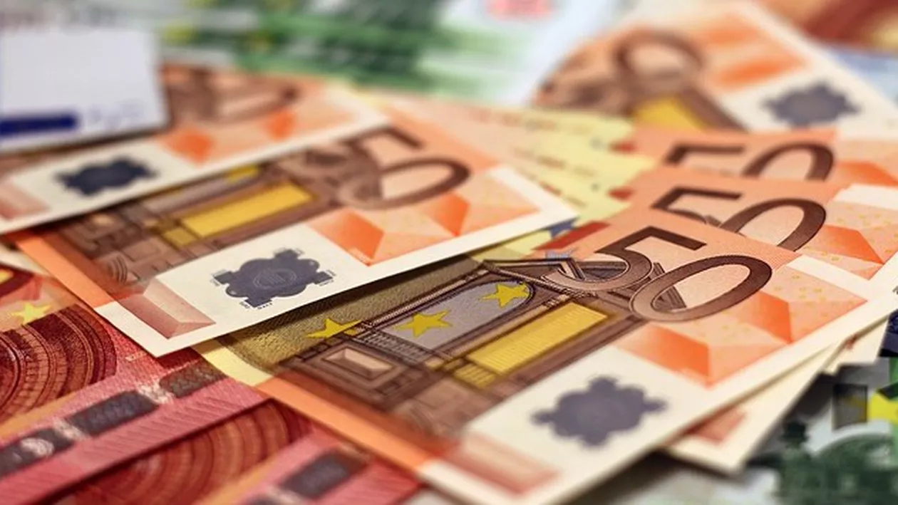 Ministerul Finanțelor modifică o Hotărâre pentru a putea împrumuta încă 5,25 miliarde euro de pe piețele externe