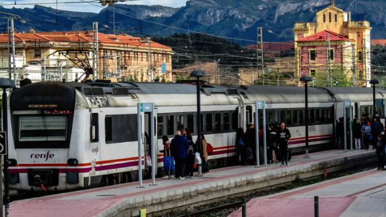 Grevă de amploare în rândul angajaţilor din transporturile aeriene și feroviare din Spania: Avertisment al Ministerului de Externe pentru românii care se află în Peninsula Iberică