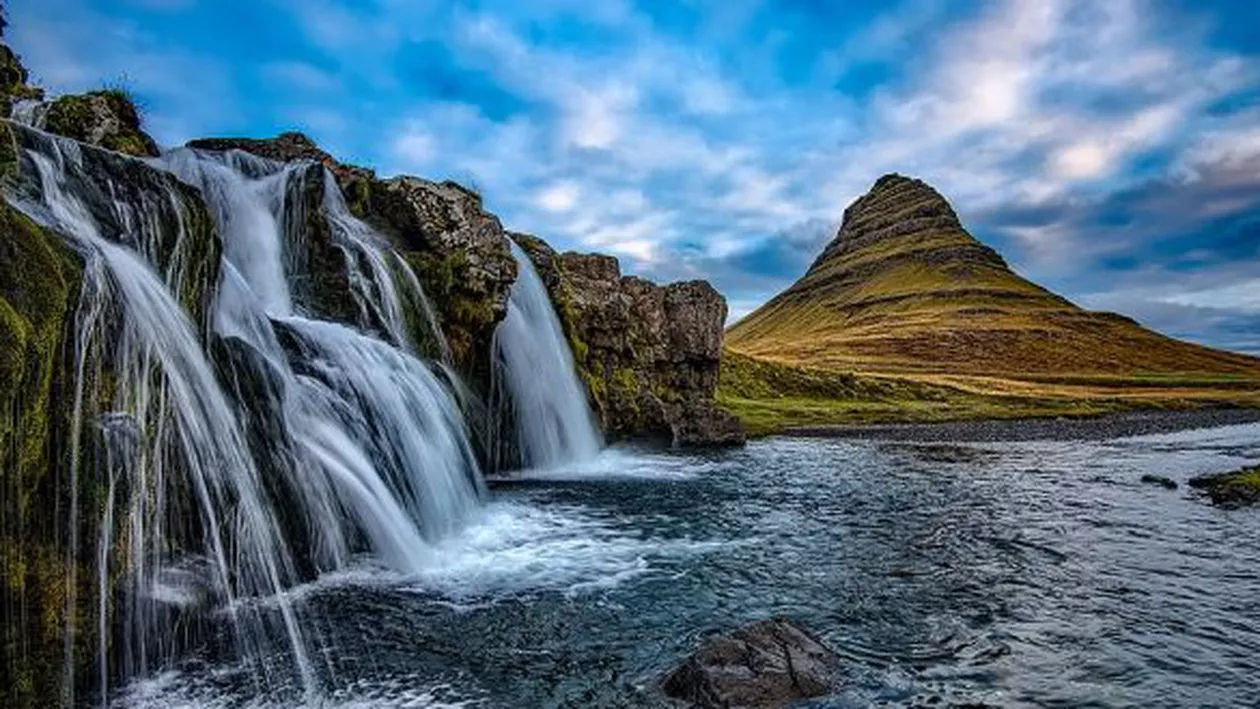 Țara în care există UN SINGUR ȚÂNȚAR. Incredibil ce REGIM PRIVILEGIAT are creatura...