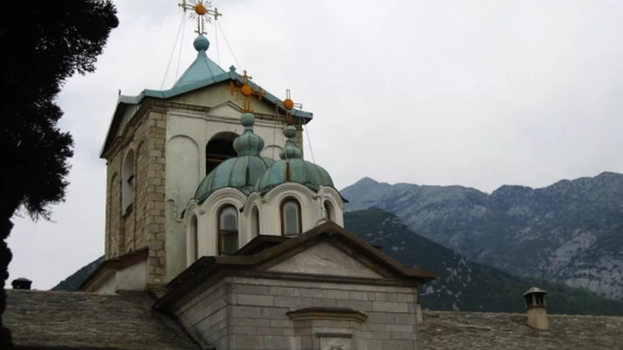 Schitul care va primi anual UN MILION DE EURO de la statul român: Moaștele celebre, un atu al finanțării