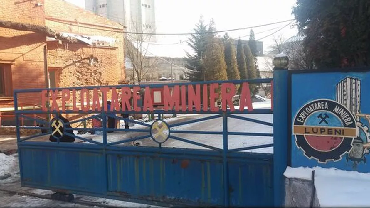 Un muncitor la Exploatarea Minieră Lupeni, arsuri grave în urma unui accident de muncă
