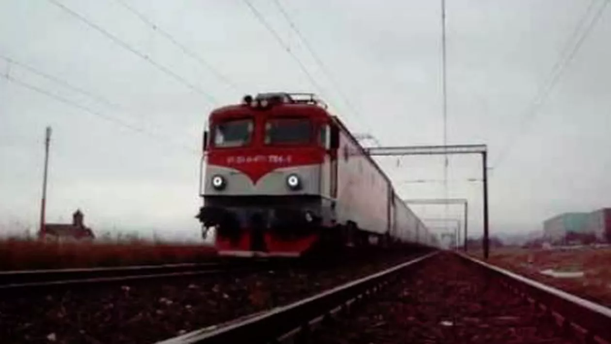 Gorj: Două trenuri de călători, BLOCATE din cauza unor probleme tehnice