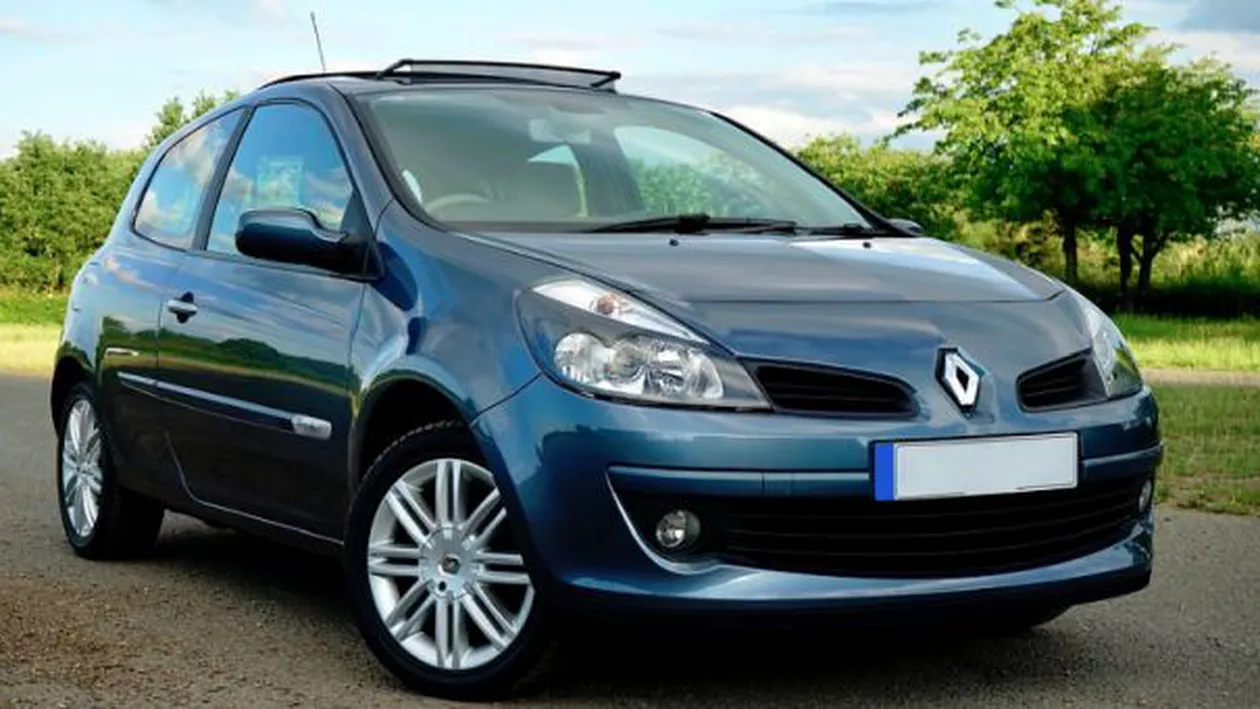 Renault, implicată într-un scandal uriaş în Franţa: Compania este acuzat de posibilă fraudă privind emisiile poluante