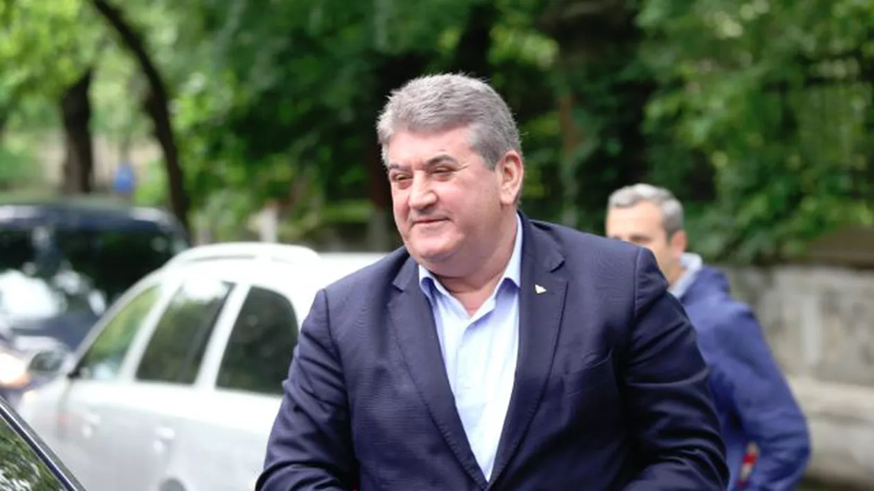 Gabriel Oprea, audiat la secţia specială în dosarul lui Kovesi (VIDEO)