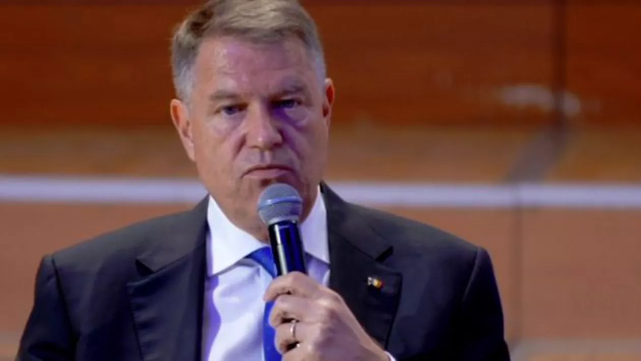 Klaus Iohannis, la Craiova: Adevărul ăsta este - PSD-ul îndoaie legile justiției pentru a-și scăpa liderul de pușcărie. Te doare capul când îi auzi  (VIDEO)