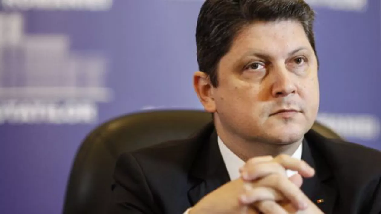 SURSE: Klaus Iohannis respinge numirea lui Titus Corlăţean ca vicepremier. Senatorului PSD i se impută organizarea proastă a alegerilor din 2014