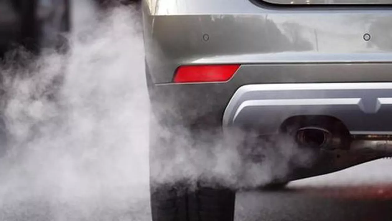 Mașinile diesel, interzise oficial: Veste bombă pentru trei milioane de mașini din România. Pe unde nu mai au voie să circule românii!