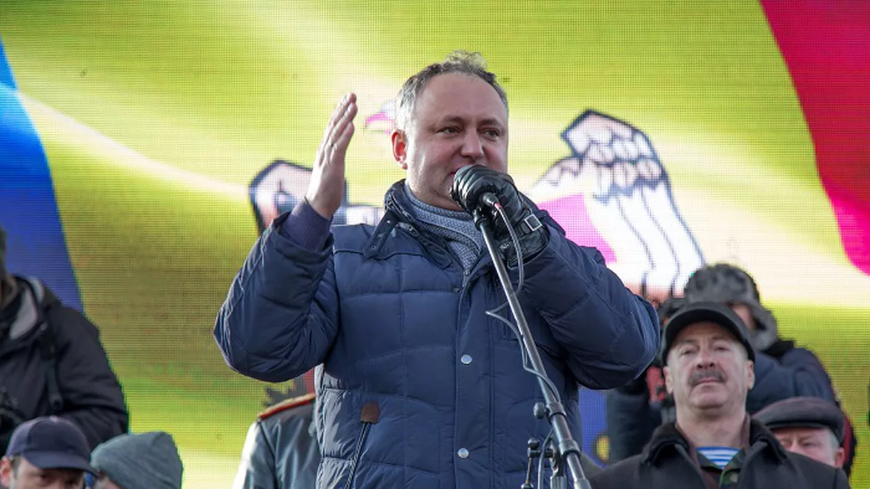 Armata anunță că nu se va implica în criza politică de la Chișinău! Totuși, comunicatul Ministerului Apărării nu vorbește despre rolul președintelui Dodon de comandant suprem