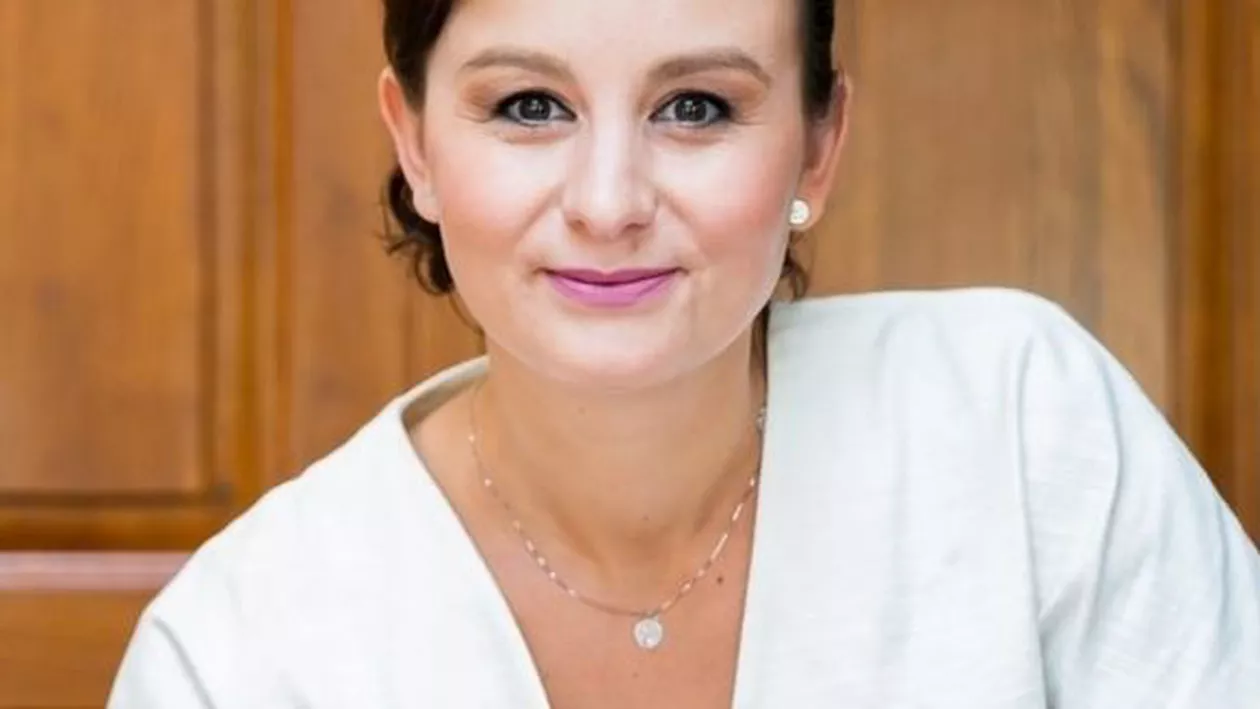 Un membru USR și-a anunțat demisia din partid: ''M-am săturat de atâtea certuri interne și de atâta grobianism și idolatrie dementă de a căror existență am fost profund șocată''