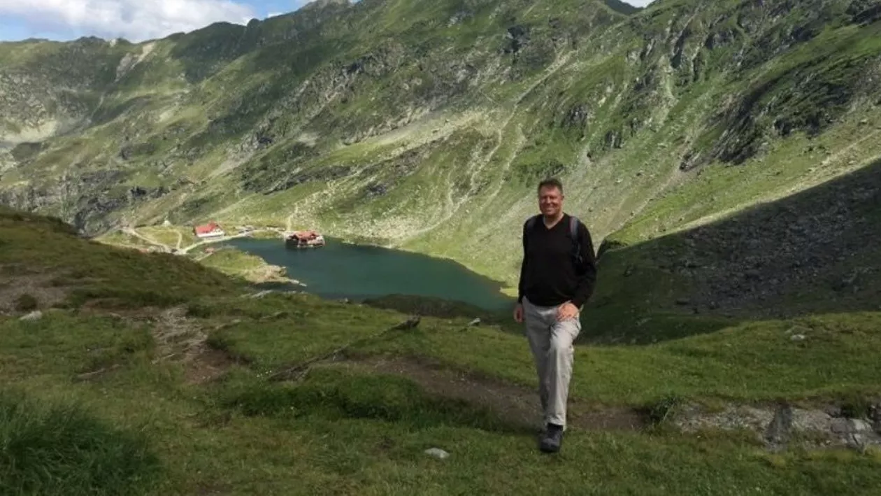 Klaus Iohannis, mesaj pentru salvamontiști: Rolul dumneavoastră este neprețuit -  salvați vieți omenești!