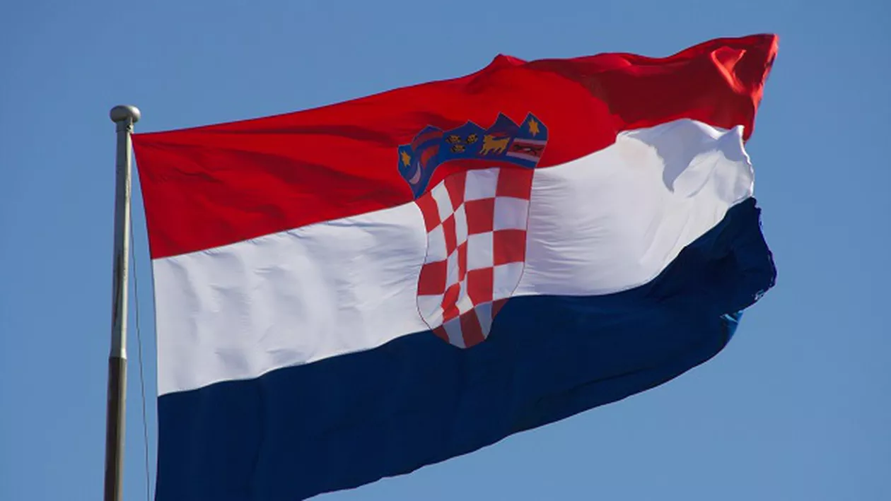 Ministerul de Externe, avertisment pentru românii care merg în Croaţia: Cod portocaliu de caniculă