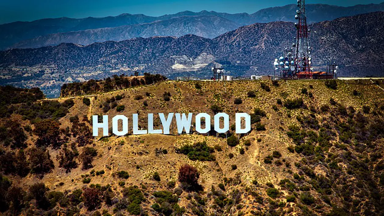 ȘOC! O nouă modă s-a lansat la Hollywood. Multe vedete fac asta, deși este îngrozitor