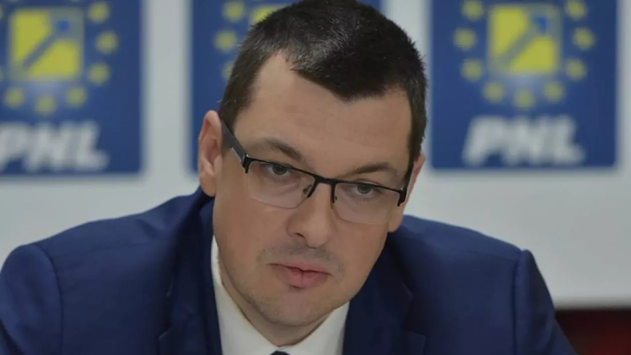 Raețchi (PNL), despre proiectul PSD-ALDE privind informațiile clasificate: „Tot ce ar trebui să facă un spion sau un infractor pentru a afla dacă e vizat într-un dosar ar fi să ceară certificatul ORNISS”