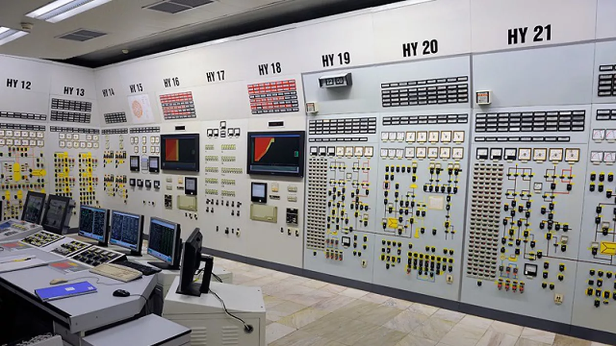 O centrală nucleară din apropierea graniţei României şi-a închis un reactor din cauza unei 'anomalii'