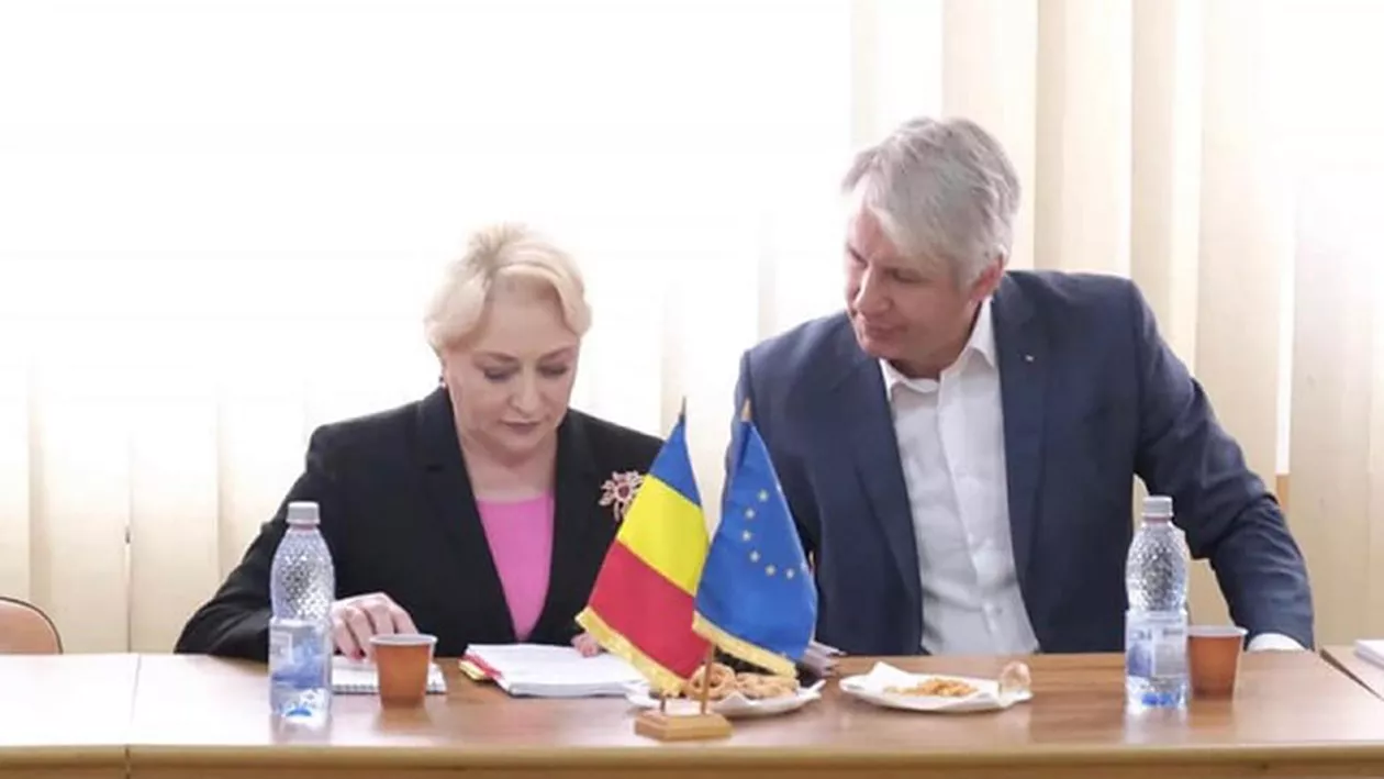 Florin Cîțu: Investiţiile publice sunt la minim istoric. Banii s-au dus către pensii speciale şi salarii pentru amante (FOTO)