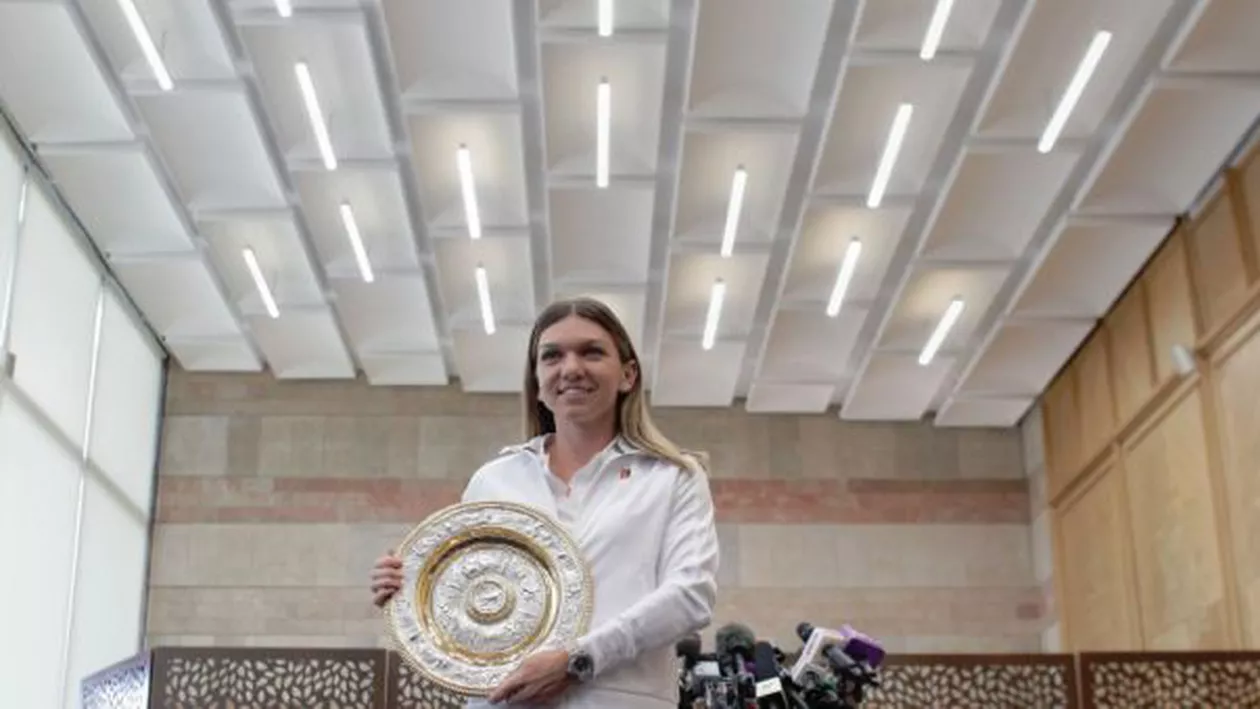 Halep s-a arătat onorată să fie premiată de președintele Iohannis / Despre decorația Patriarhiei Române: ''Nu am încă idee despre ce e vorba. O să mă interesez și o să vedem'' (VIDEO)