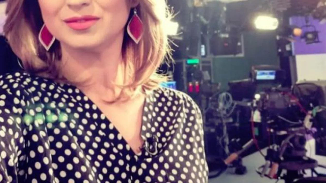 Încă o PREZENTATOARE TV renunță la pupitrul știrilor. PLEACĂ DIN ȚARĂ!