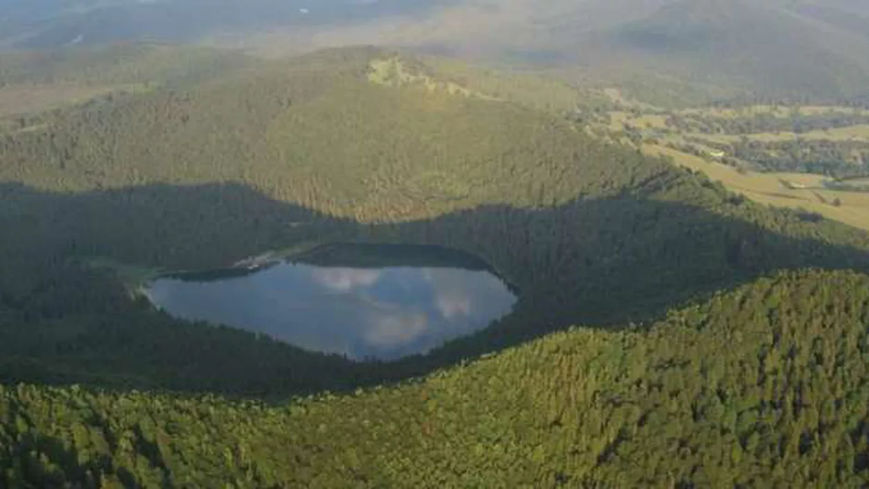 ALERTĂ NAȚIONALĂ! Un vulcan din România ”clocotește” până la pragul de erupție