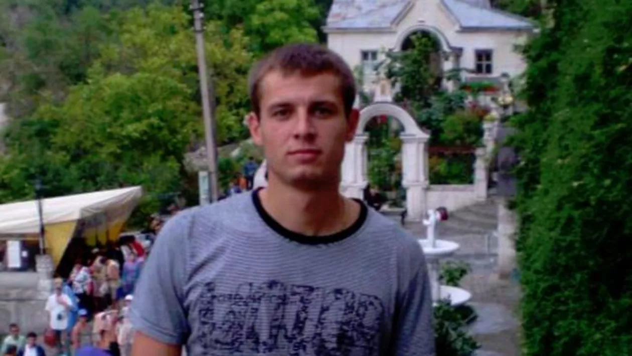 JURNALIST DECAPITAT în plină stradă! Imagini terifiante surprinse de camerele de supraveghere din oraș (VIDEO)