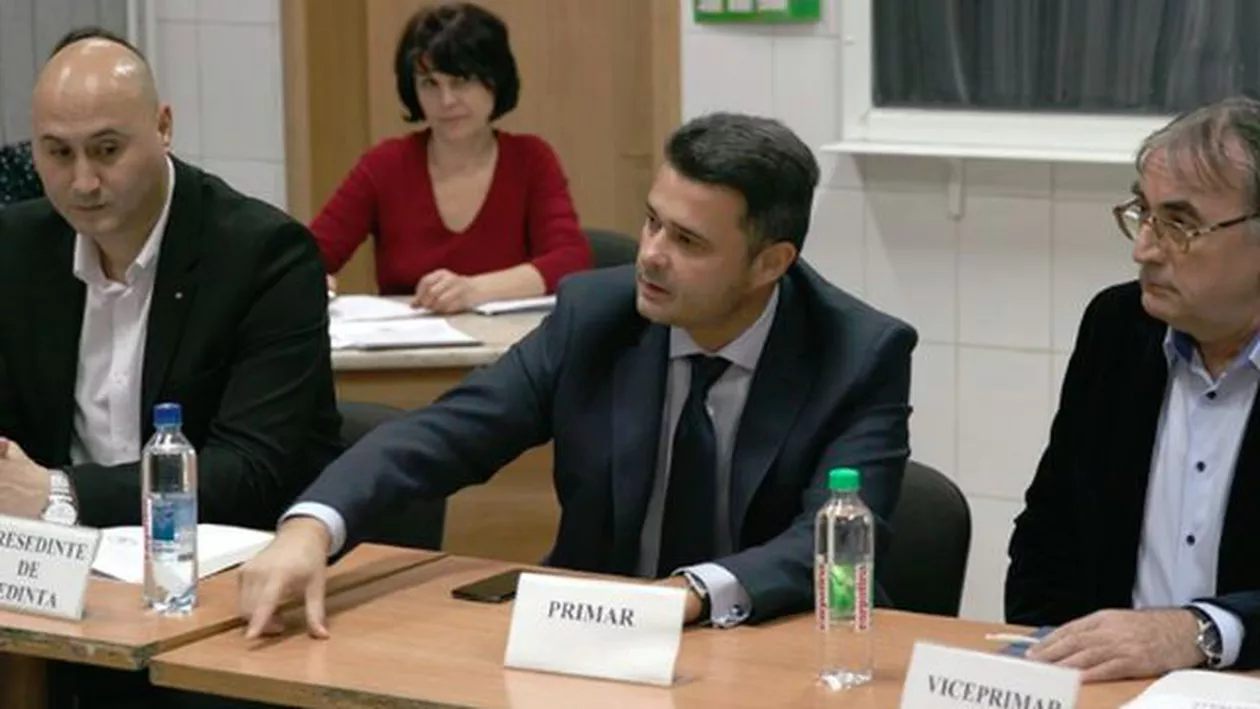 Primarul Sectorului 5, Daniel Florea: Școlile Gimnaziale nr. 131 și nr. 135 vor avea săli de sport (FOTO)