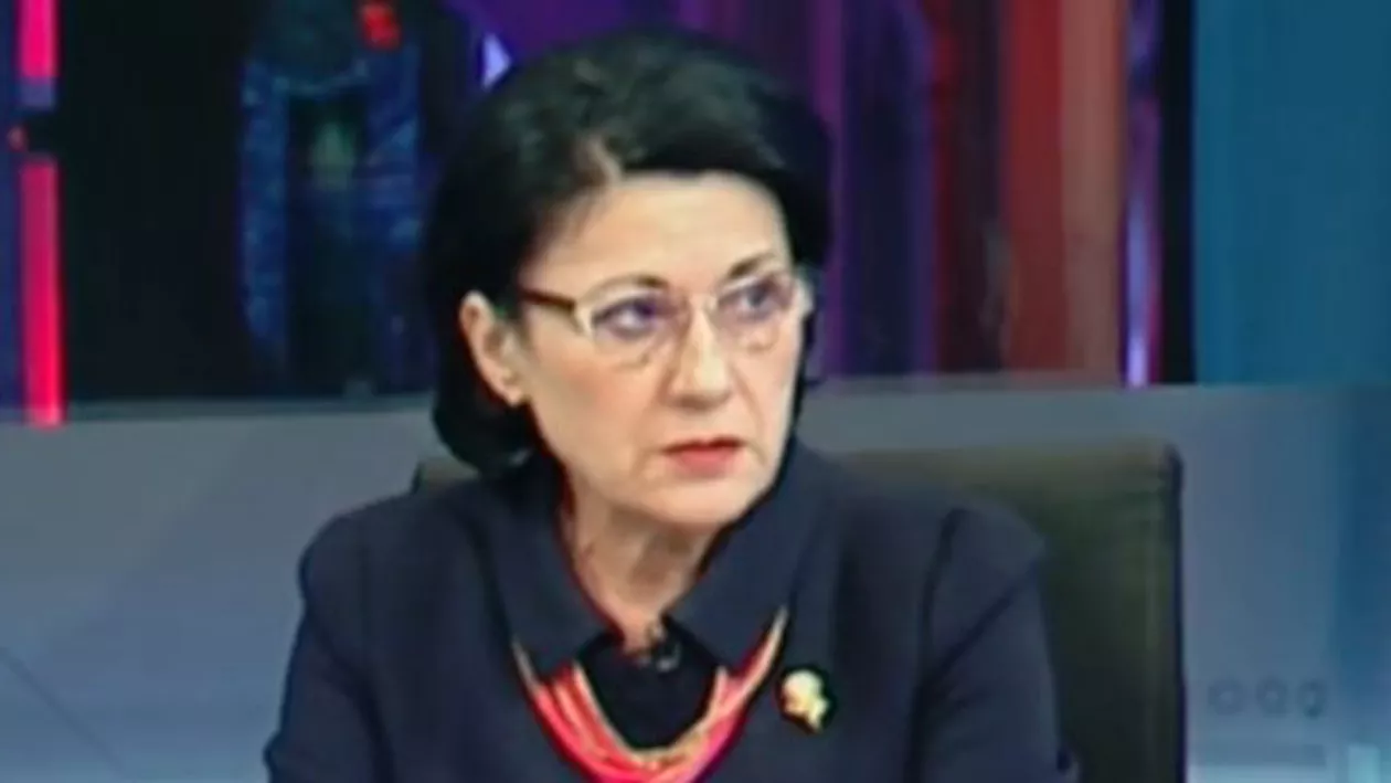 Ecaterina Andronescu nu se dezice de declaraţia care i-a adus demiterea: 'A fost o interpretare absolut scoasă din context' (VIDEO)