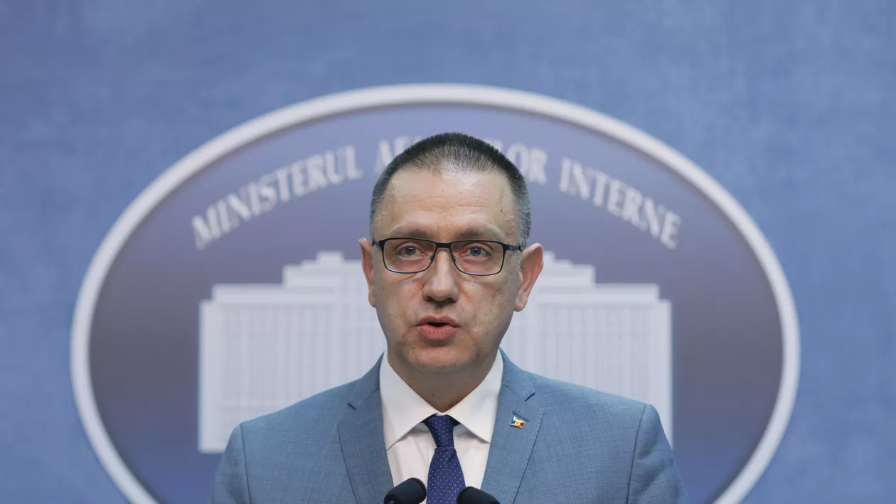 Ministrul Mihai Fifor, după CRIMELE ÎN SERIE de la Caracal: 'Am cerut jandarmeriei creșterea numărului de patrule în școli' (VIDEO)