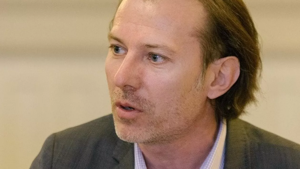 Florin Cîțu, lecție de economie pentru ministrul ”discotecă” Teodorovici: 'Tu, PSD, ALDE vă faceți campanie pe banii românilor care muncesc în sectorul privat'