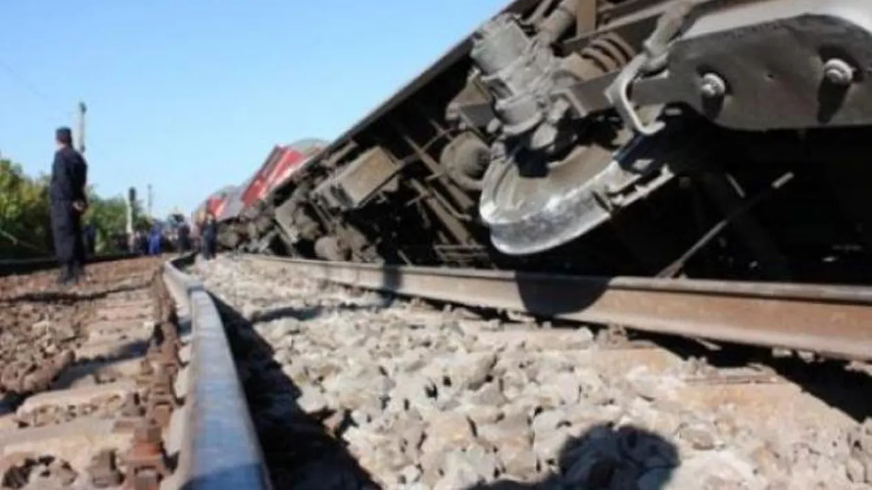ULTIMĂ ORĂ: Tren DERAIAT. Traficul feroviar este blocat