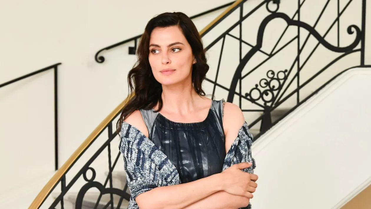 ALERTĂ MONDENĂ: Catrinel Menghia a chemat DE URGENŢĂ medicul! Nu a mai pățit așa ceva...