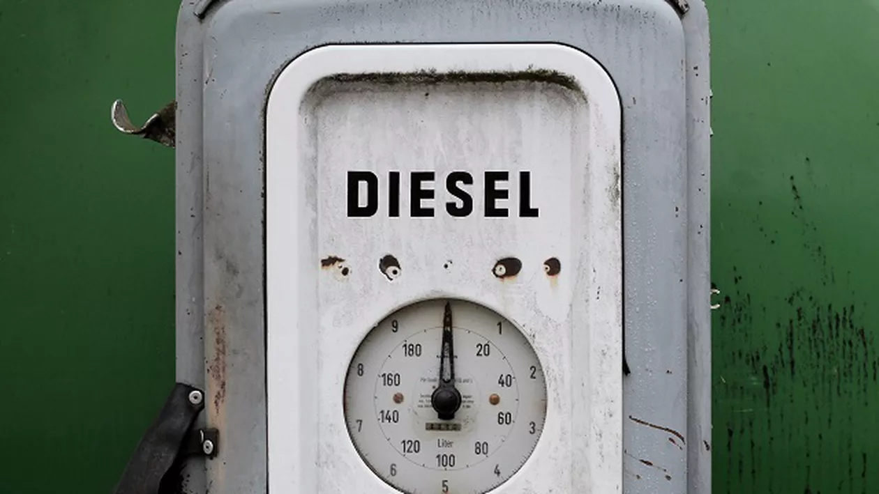 Panică printre şoferii români, maşinile diesel sunt interzise oficial: În ce oraşe deja nu mai poţi circula!