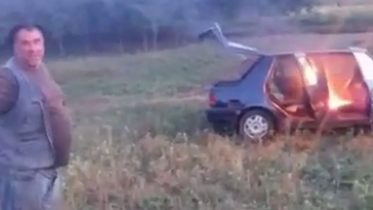 Viralul zilei! Un cioban și-a incendiat mașina de supărare: “Îmi dau foc și la casă” (VIDEO)