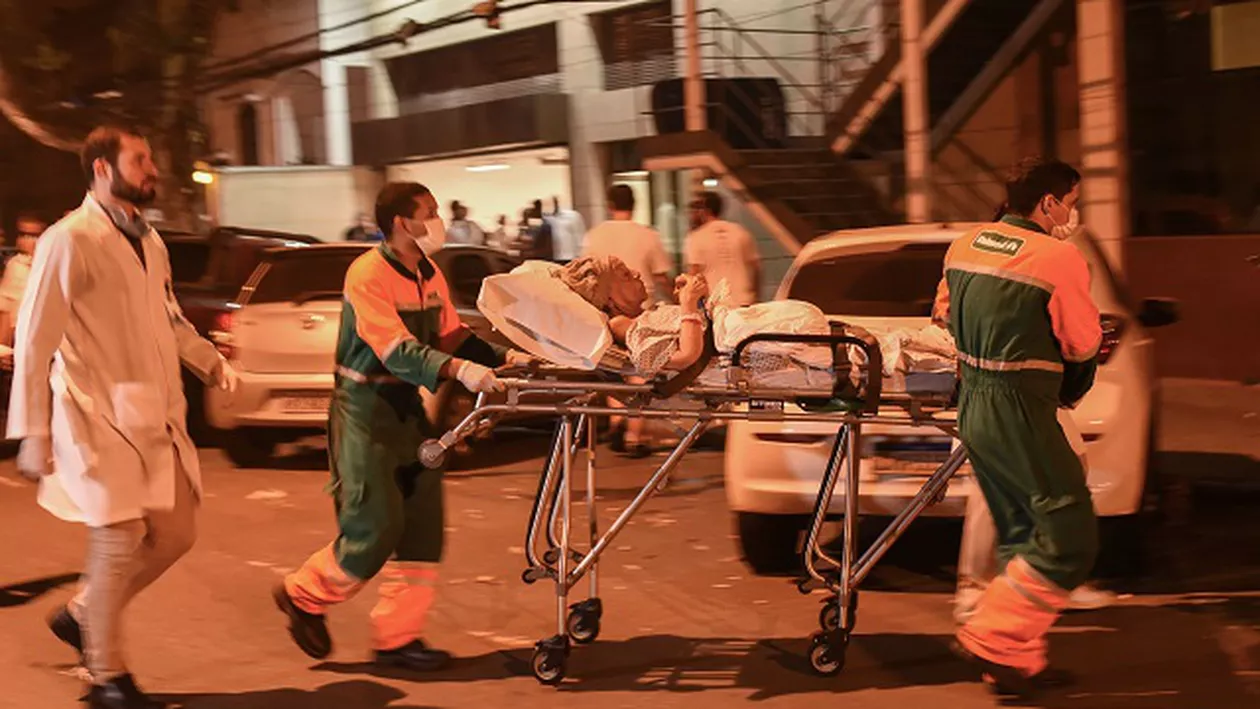Mai multe persoane au murit într-un incendiu izbucnit la un spital 