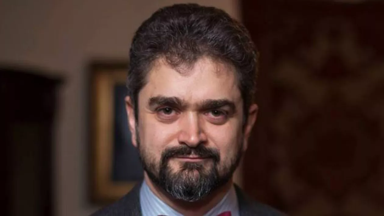 Candidatul PMP şi-a prezentat programul cu care intră în cursa pentru Cotroceni: 'Nu o să vă bateţi doar pentru persoana Theodor Paleologu ci pentru nişte valori (VIDEO)