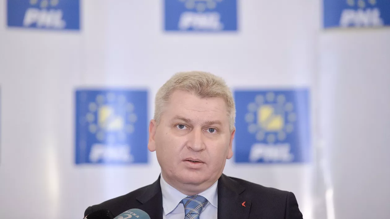 Președintele USR Alba Iulia, acționat în instanță de un deputat PNL. Florin Roman cere daune de 50.000 de lei: „Induce ideea că sunt penal și că îmi folosesc funcția publică pentru ceva necurat”