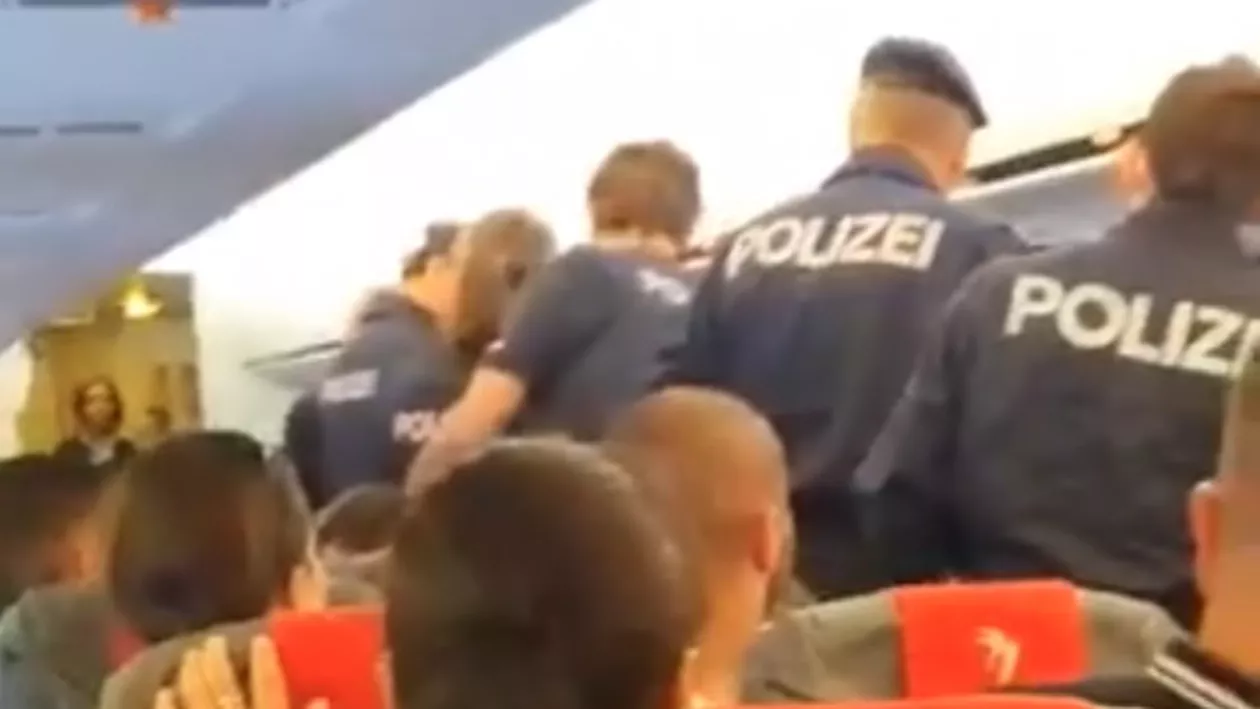 Un avion a aterizat de urgență în Austria, după ce un pasager român a bătut o stewardesă. Zborul se desfășura pe ruta București-Stuttgart (VIDEO)